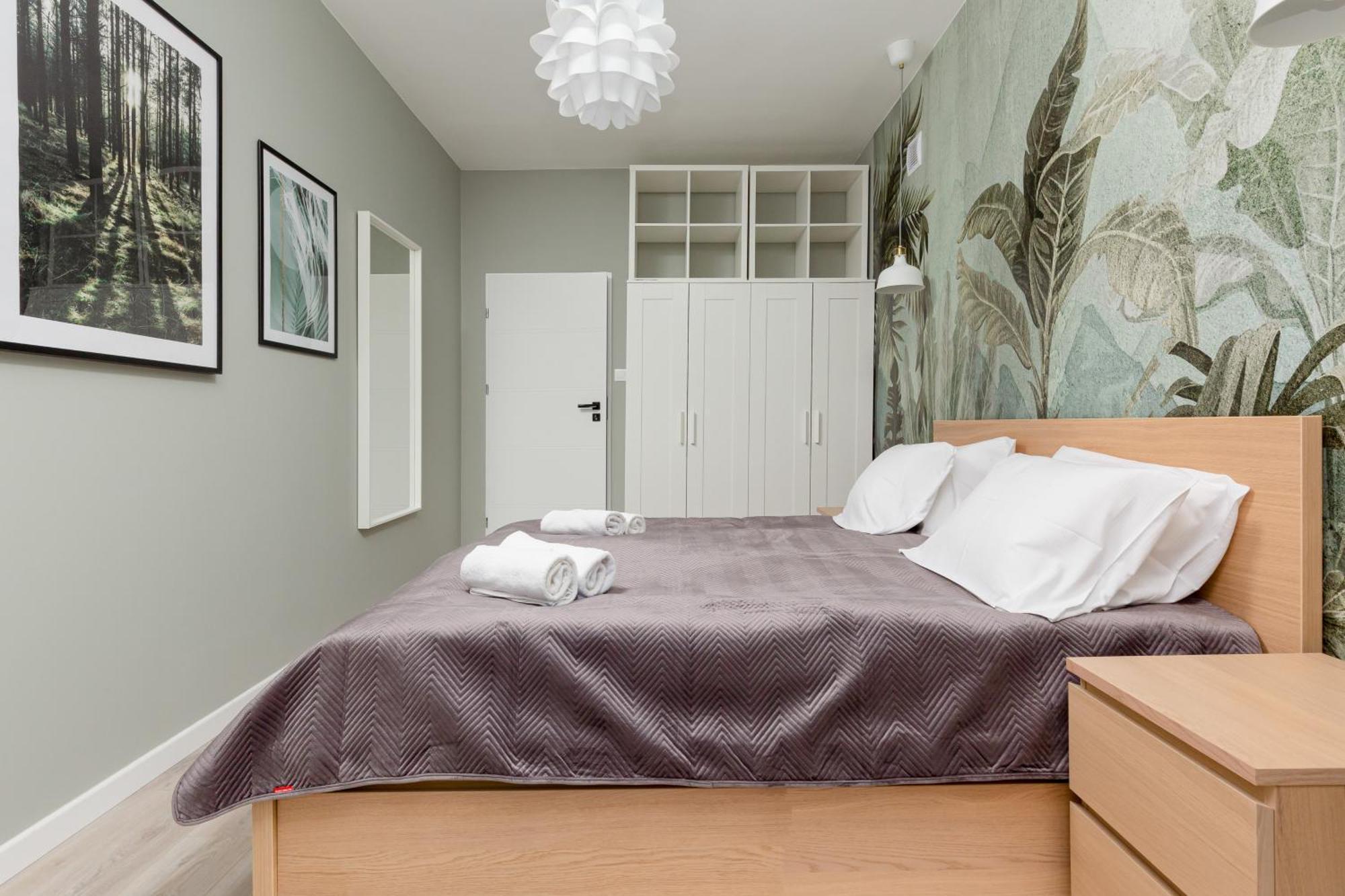 Central Apartment Emilii Plater By Noclegi Renters Варшава Екстериор снимка